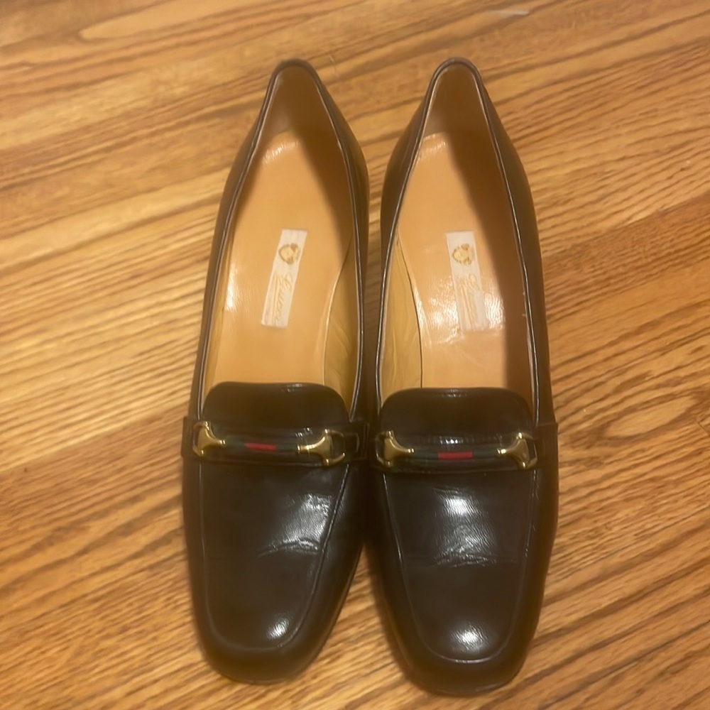 Vintage Gucci Pumps